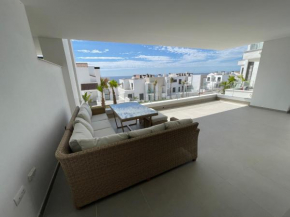 Modern 2 beds apartment in Alcaidesa, La Linea De La Concepcion